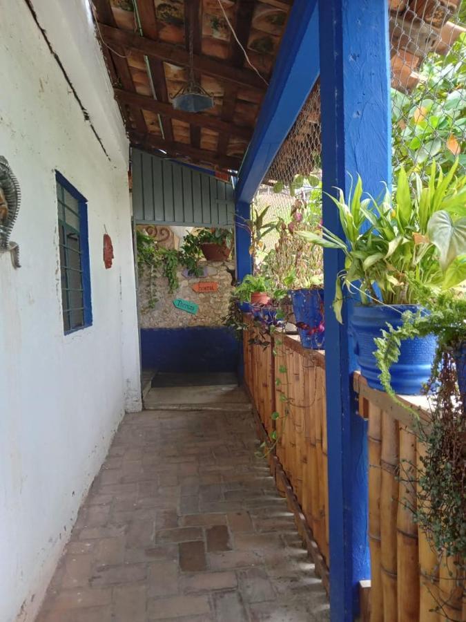 Mayflower Hotel & Hostal Puerto Escondido  Exterior photo